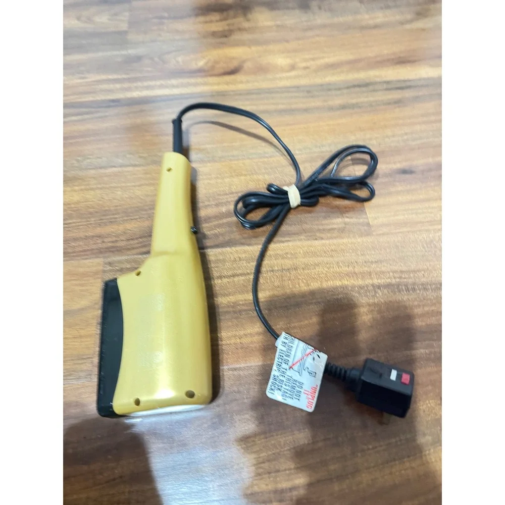 Andis Micro Turbo Dual Voltage Hair Dryer Gold 1600W‎ Model HS-2 Travel Portable